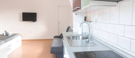 Frigorífic, forn, placa de cuina i rentaplats