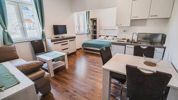 Internet, bed sheets