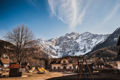 Mountain view studio