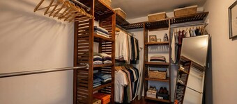 Spacious Historic King Suite