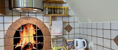 Kühlschrank, Ofen, Herdplatte, Geschirrspüler
