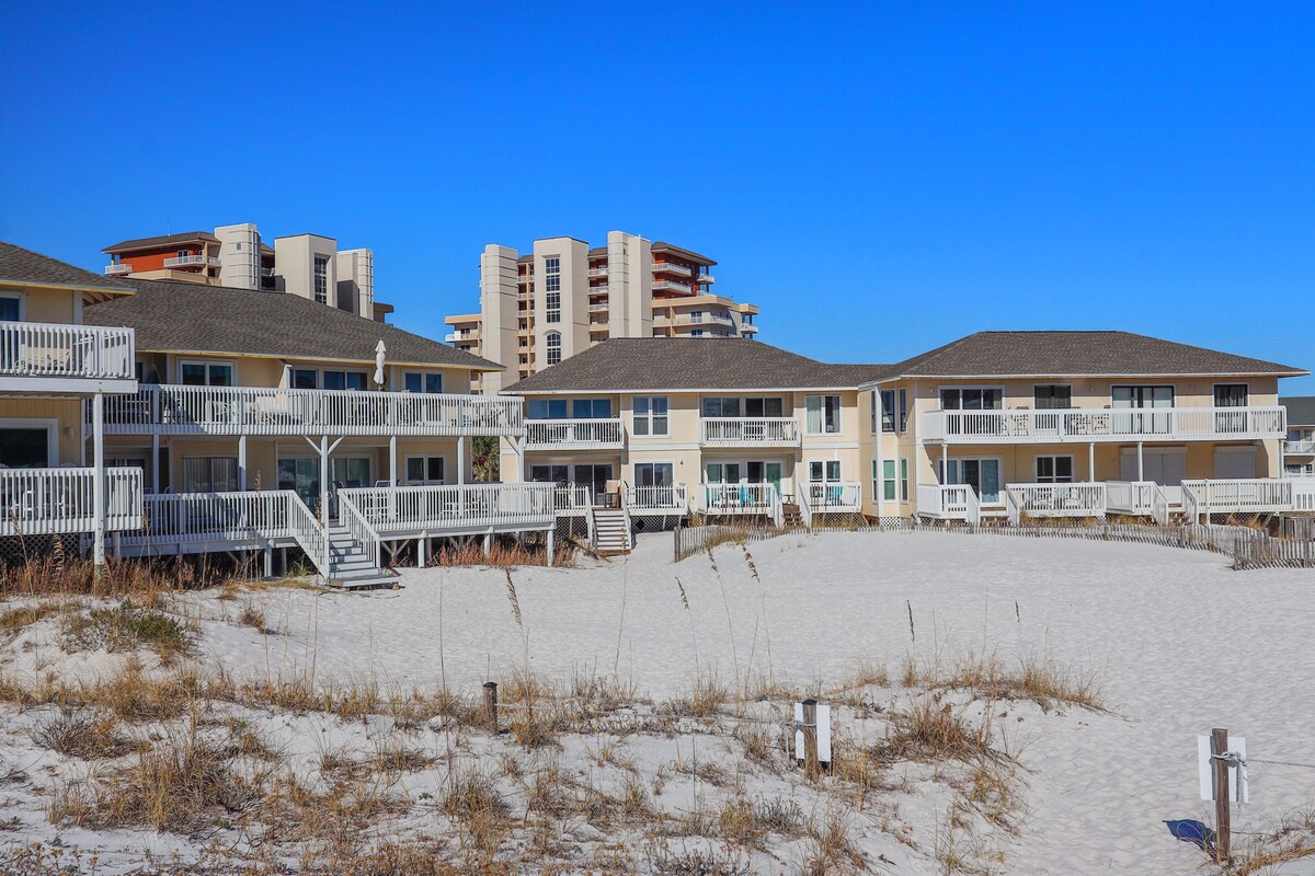 Photo 18 of SPC 1119 - 1 BR on the Beachside of Sandpiper Cove - sleeps 4