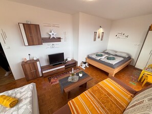 1 bedroom, Internet, bed sheets