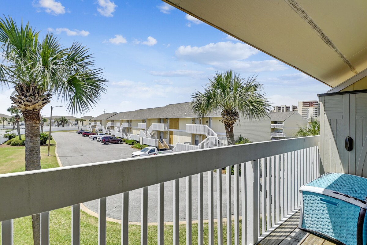 Photo 13 of SPC8229 - Upstairs Studio - Sleeps 4