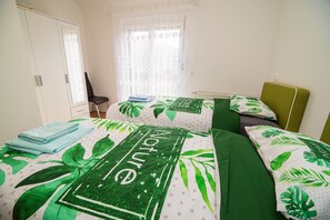 1 bedroom, Internet, bed sheets - Apartments Želimlje - One Bedroom Apartment 1 (Skofljica)