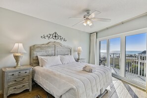 2 slaapkamers, een strijkplank/strijkijzer, gratis wifi, beddengoed