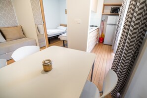 2 habitaciones, internet y ropa de cama