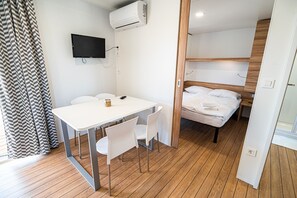 2 soverom, internettilgang og sengetøy