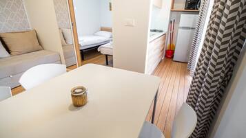 2 Schlafzimmer, Internetzugang, Bettwäsche