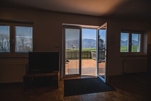 Interior - Apartment Pri Povhih - One bedroom apartment in nature (Slovenske Konjice)