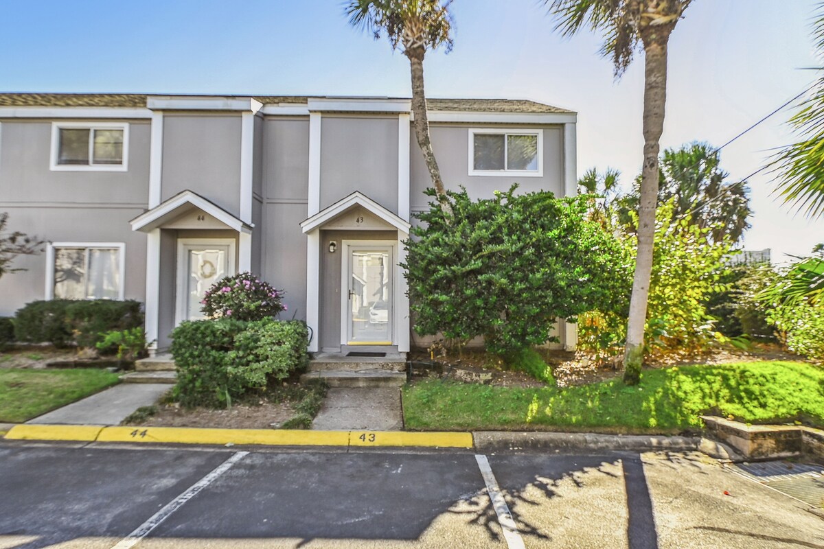 Photo 30 of Southbay 43 - 2 BR Townhome