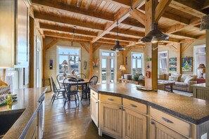 Interior - Sugar Shack - Beautiful 4 BR Home in Destin Pointe that sleeps 8 (Destin)