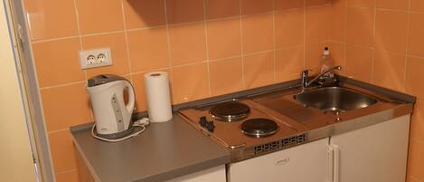 Réfrigérateur, plaque de cuisson