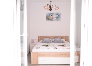 3 camere, ferro/asse da stiro, accesso a Internet, lenzuola