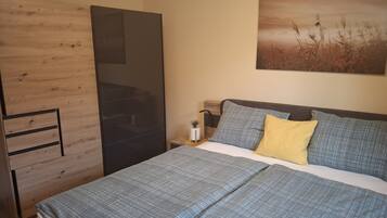 2 Schlafzimmer, Bügeleisen/Bügelbrett, Internetzugang, Bettwäsche