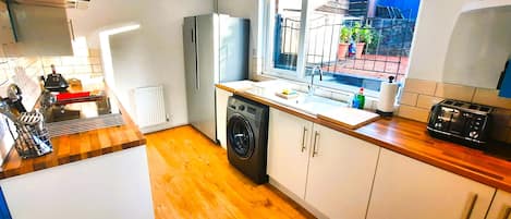 Fridge, microwave, ice maker