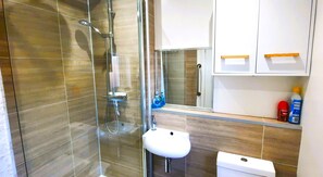 Shower, towels
