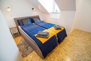 1 sovrum, internet och sängkläder