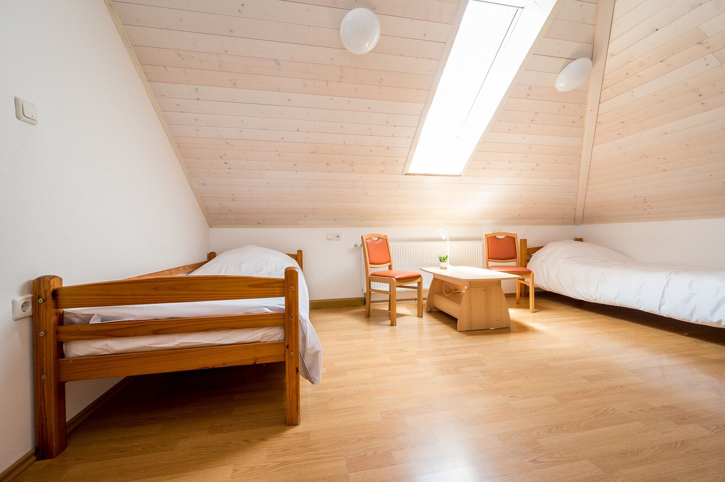 1 chambre, accès Internet, draps fournis