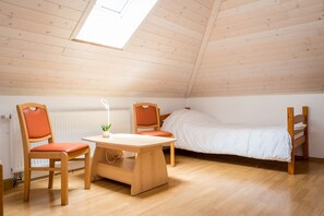 1 bedroom, Internet, bed sheets