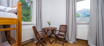 Meadow private room with shared bathroom