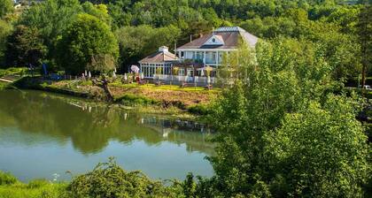 The Boathouse