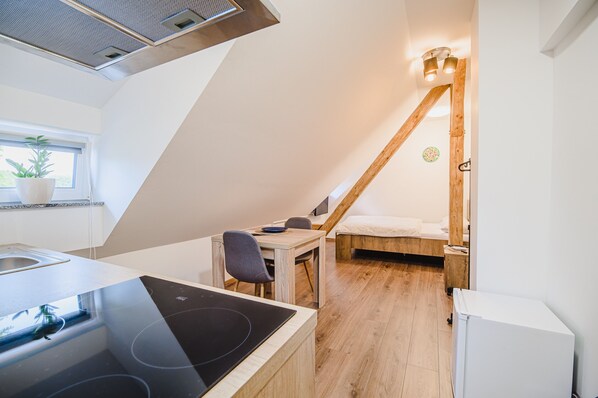 Internet, bed sheets