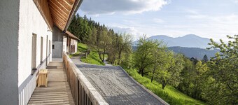 Villa Richerberg with Sauna & Hot Tub & Beautiful Views