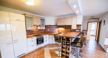 Two Bedroom apartment - URH