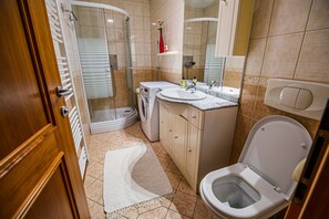 Shower, towels