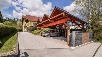 Enceinte de lâhĂ©bergement