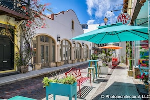 Exterior - Pillars' Castle (St. Augustine)