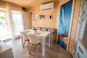 Dining - Breza cottage in modern style  (Adlesici)