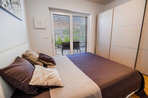 1 habitación, internet y ropa de cama 