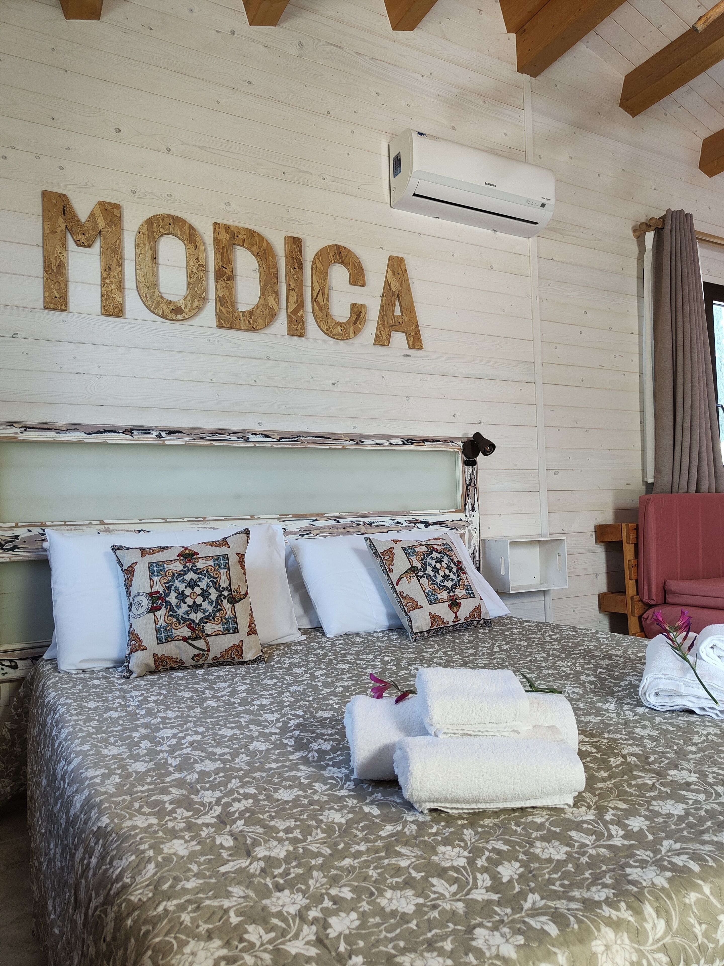 Suite (Modica) | 1 camera, biancheria da letto di alta qualità, copriletto in piuma