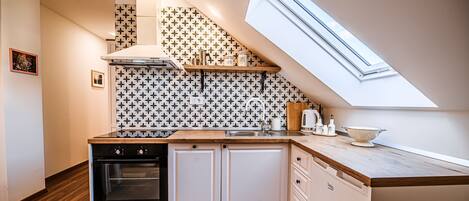 雪櫃、焗爐、洗碗機、咖啡機/沖茶器