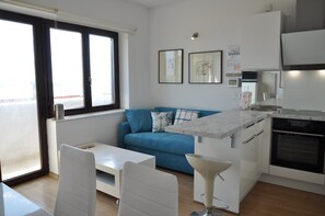 Fridge, microwave, oven, dishwasher - Duplex One Bedroom Apartment C (Portoroz)