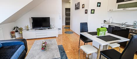 TV