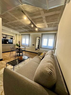 Smart TV 32 pulgadas con canales de televisión digitales