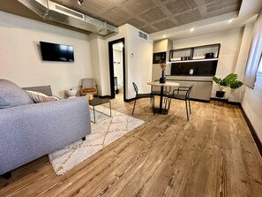 Mini-fridge, microwave, stovetop, coffee/tea maker