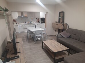TV - Two bedroom apartment (Kranjska Gora)