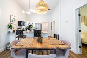 Dining - The Pink House! Gorgeous 3BR historic Ybor PETS OK (Tampa)