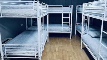 Dormitori compartit bàsic | Wifi gratuïta