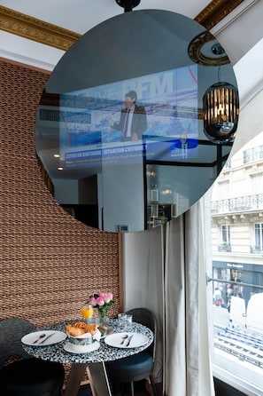 Dining - MARAIS PRESTIGE COSY B (Paris)