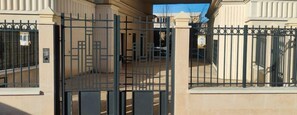 Exterior detail - Furnished new flat in CLAMRT  (Clamart)