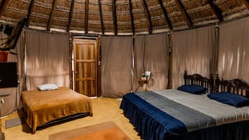Cabaña familiar | 1 habitación, decoración personalizada, muebles diferentes y escritorio