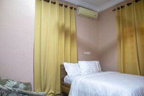 Standard-Doppelzimmer