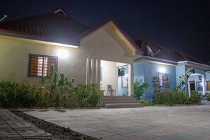 Exterior - Afua Oparebea Courts (Prampram)