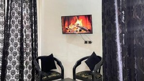 ملاءات  للفراش لا تسبب الحساسية وأسرّة أطفال/رضّع وواي فاي مجانًا