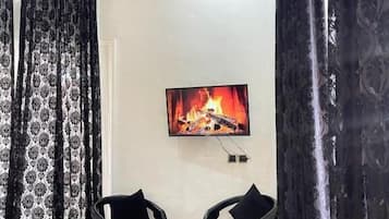 Chambre Double Classique, 1 lit double | Wi-Fi gratuit, draps fournis